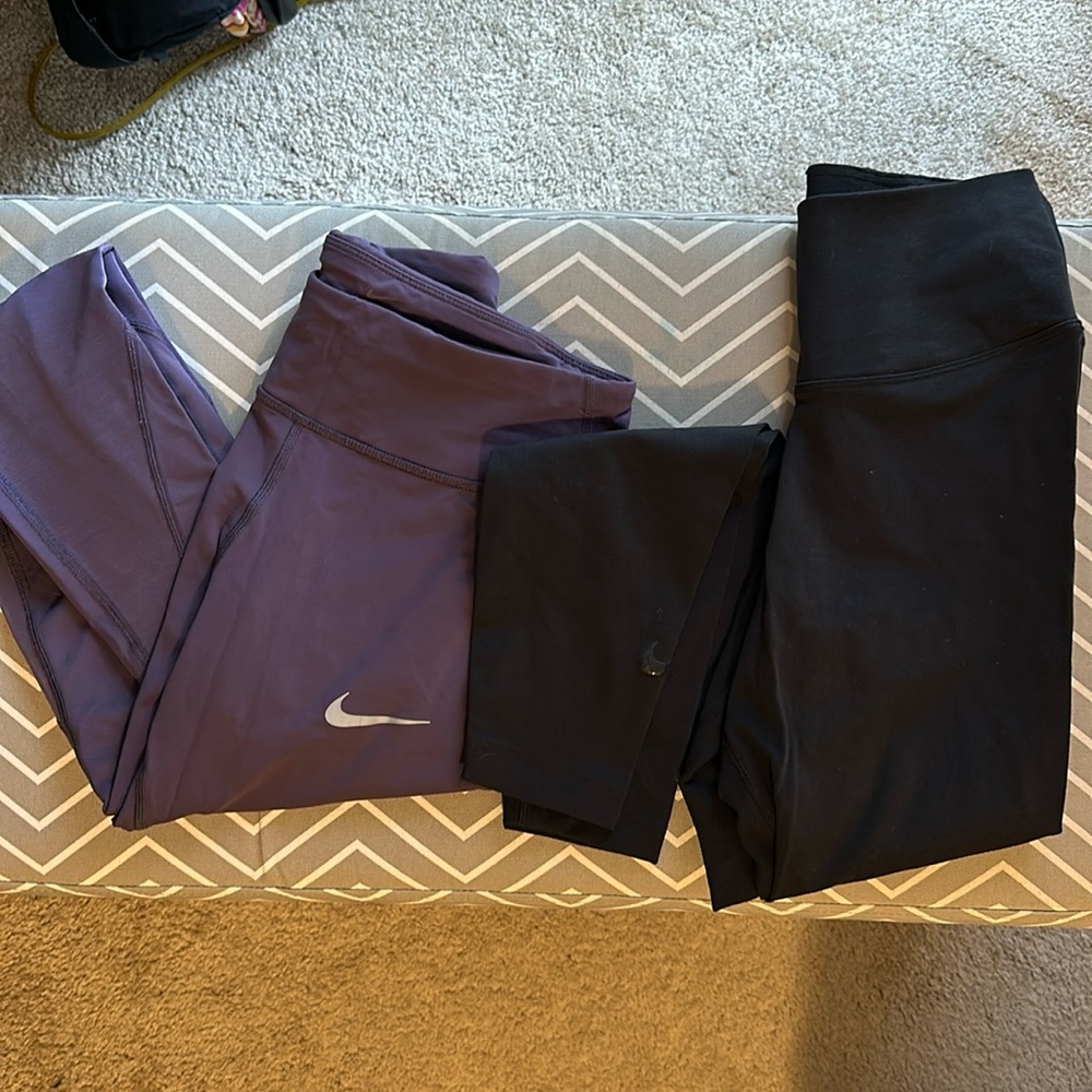 NIKE LOT - 2 pairs of leggings